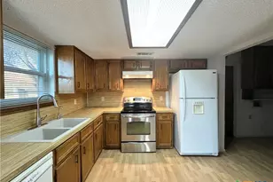1908 Stardust St, Killeen, TX 76543 - Photo 12