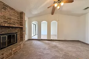 1908 Stardust St, Killeen, TX 76543 - Photo 6