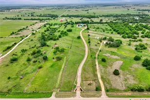 12912 Spring Valley Rd, Moody, TX 76557 - Photo 32