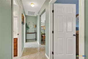 175 Creekwood Dr, Gonzales, TX 78629 - Photo 22
