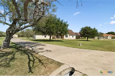 175 Creekwood Drive, Gonzales, TX 78629 - Photo 46