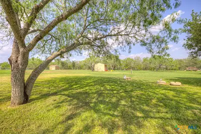 175 Creekwood Drive, Gonzales, TX 78629 - Photo 34