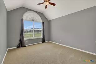 175 Creekwood Dr, Gonzales, TX 78629 - Photo 18