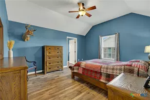 175 Creekwood Dr, Gonzales, TX 78629 - Photo 16