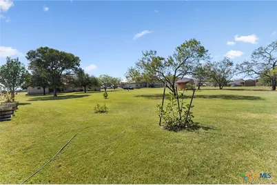 175 Creekwood Drive, Gonzales, TX 78629 - Photo 40