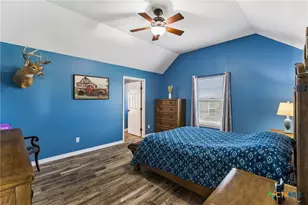 175 Creekwood Dr, Gonzales, TX 78629 - Photo 14
