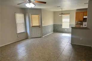 604 Redbud Dr, Copperas Cove, TX 76522 - Photo 4