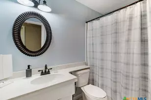403 Alamogordo Dr, Victoria, TX 77904 - Photo 12