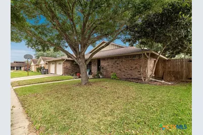 403 Alamogordo Drive, Victoria, TX 77904 - Photo 4