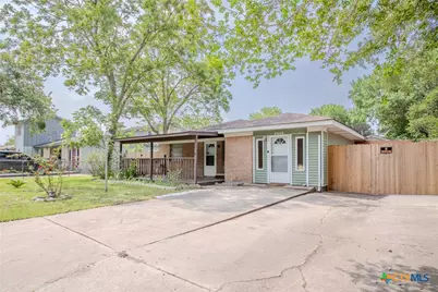 2903 Gayle Street, Victoria, TX 77901 - Photo 2