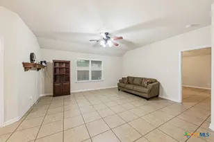 2314 Broken Wheel Ln, New Braunfels, TX 78130 - Photo 4