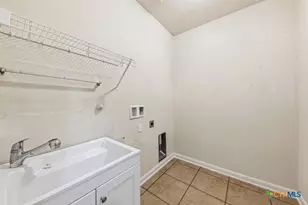 2314 Broken Wheel Ln, New Braunfels, TX 78130 - Photo 30