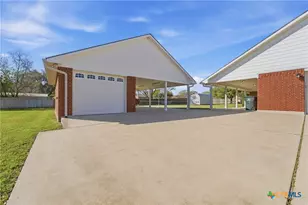 714 Louisiana Ave, Shiner, TX 77984 - Photo 36