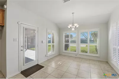 714 Louisiana Avenue, Shiner, TX 77984 - Photo 18