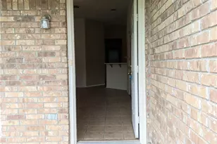 210 Dale Earnhardt Dr, Harker Heights, TX 76548 - Photo 2