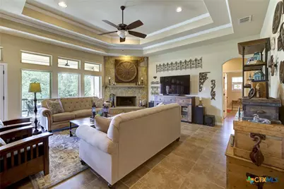 907 Shady Hollow, New Braunfels, TX 78132 - Photo 8