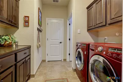 907 Shady Hollow, New Braunfels, TX 78132 - Photo 32