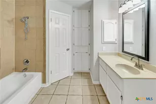 405 Roanoke Dr, Victoria, TX 77904 - Photo 14