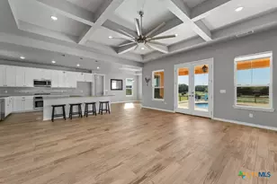 160 Red Stag Ct, Lampasas, TX 76550 - Photo 8