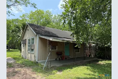 1109 E Power Avenue, Victoria, TX 77901 - Photo 1