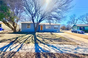 910 Leonhard St, Copperas Cove, TX 76522 - Photo 38