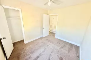 910 Leonhard St, Copperas Cove, TX 76522 - Photo 32