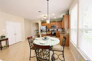 208 Birch Dr, Kyle, TX 78640 - Photo 8