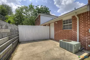 723 Woodcrest Cir, New Braunfels, TX 78130 - Photo 26