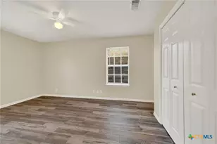 723 Woodcrest Cir, New Braunfels, TX 78130 - Photo 22