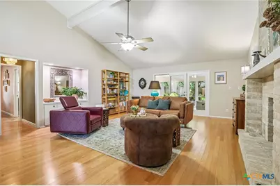 714 Oakwood Boulevard, New Braunfels, TX 78130 - Photo 8
