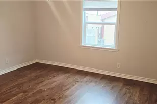 1801 Pleasant Green Dr, Victoria, TX 77905 - Photo 10