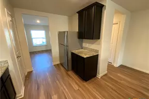 1024 Riverdale Cove, Jarrell, TX 76537 - Photo 6