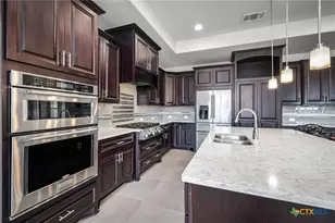 1344 Bordeaux Ln, New Braunfels, TX 78132 - Photo 10