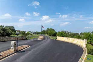 1344 Bordeaux Ln, New Braunfels, TX 78132 - Photo 40
