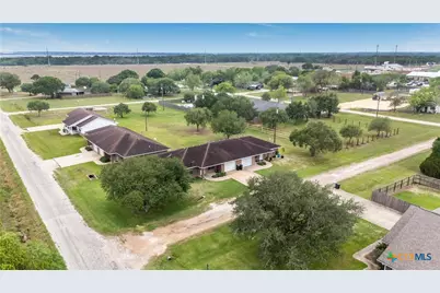 123 & 125 6th Street, Vanderbilt, TX 77991 - Photo 22