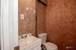 225 Swallow Dr, Palacios, TX 77465 - Photo 34