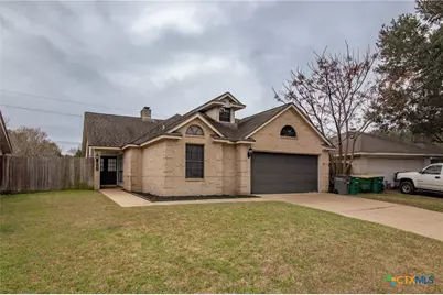 201 Amhurst Street, Victoria, TX 77904 - Photo 1