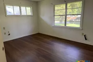 1102 N Houston, Cameron, TX 76520 - Photo 10