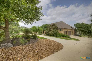 5684 Copper Creek, New Braunfels, TX 78132 - Photo 6