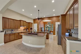 5684 Copper Creek, New Braunfels, TX 78132 - Photo 10