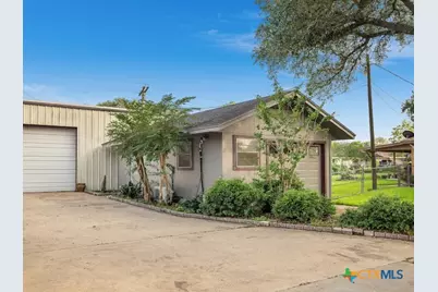 906 Mead Road, Victoria, TX 77904 - Photo 2