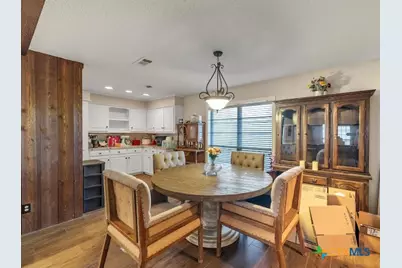 906 Mead Road, Victoria, TX 77904 - Photo 14