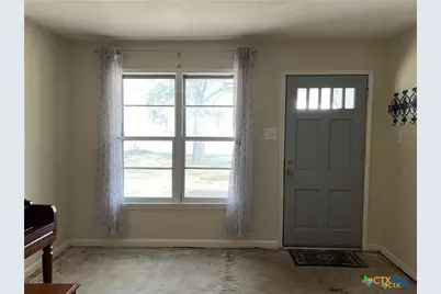 413 E Walker Avenue, Temple, TX 76501 - Photo 2