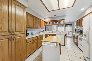 1759 Loma Verde Dr, New Braunfels, TX 78130 - Photo 12