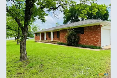 139 College Avenue, Oglesby, TX 76561 - Photo 1