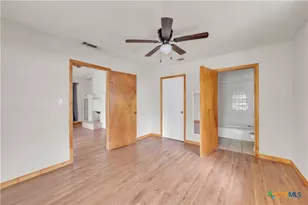 1401 Bridge St, Gatesville, TX 76528 - Photo 10