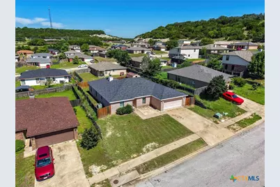 1320 Travis Circle, Copperas Cove, TX 76522 - Photo 32