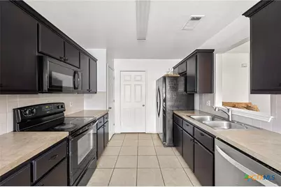 1320 Travis Circle, Copperas Cove, TX 76522 - Photo 10