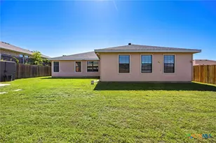 1320 Travis Cir, Copperas Cove, TX 76522 - Photo 30