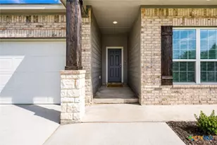 738 Friar Tuck Dr, Temple, TX 76502 - Photo 2